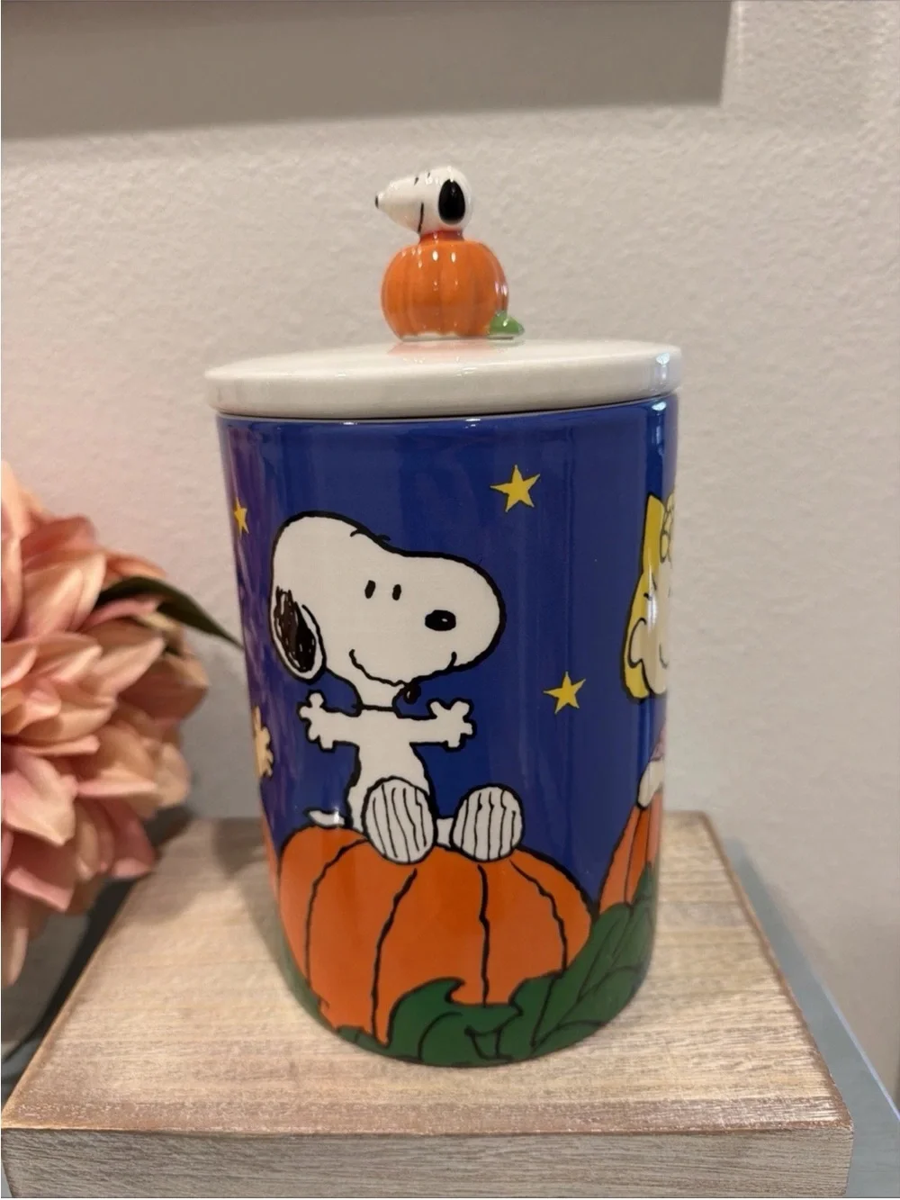 Peanuts Snoopy & Friends Pumpkins Blue Halloween Cookie Jar Canister